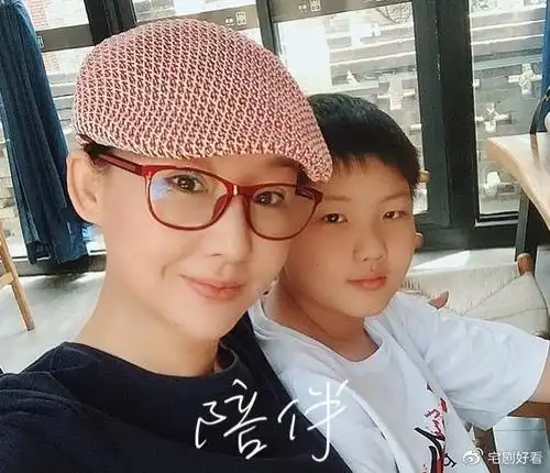 被孙楠伤过的买红妹,遇见现任老公之后,被宠成了最幸福的女人