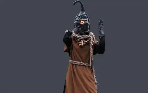 第1个宇宙人,虽然穿着衣服,但是我们也可以看到,他的长相和人类差很多