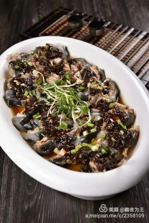 豉汁蒸海参斑鱼