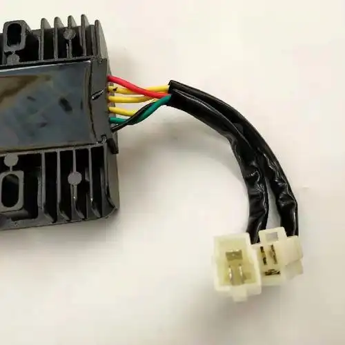 宗申力帆隆鑫三轮车稳压器五六线150200250摩托车代步车硅整流整流器6