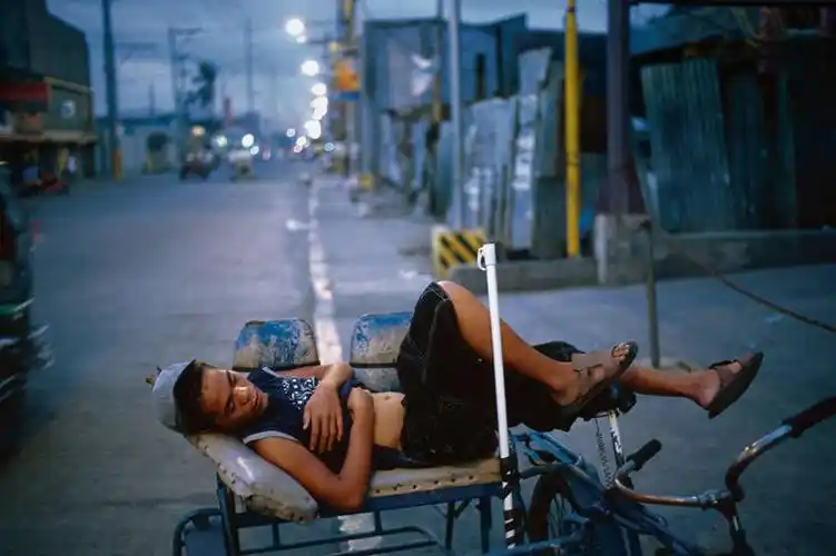 一个人,横图,夜晚,菲律宾,首都,摄影,贫穷,马尼拉,贫民窟,睡觉,彩图