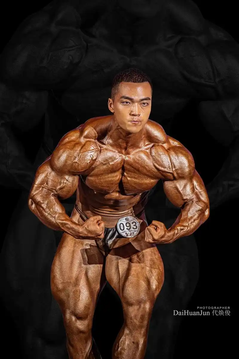 身高188健美肌肉男的一部分日常穿搭 不是每个健美选手都穿的 - 抖音