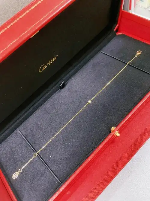 cartierdiamantslégers飞碟手链