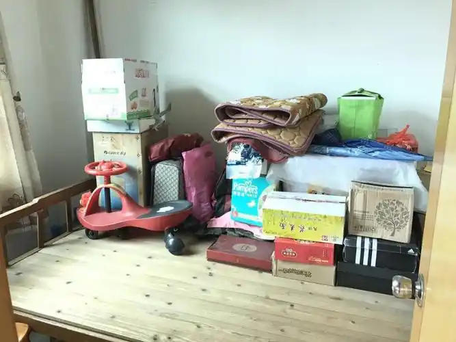 金联大楼 锦砖外墙 正规三房 周边配套完善