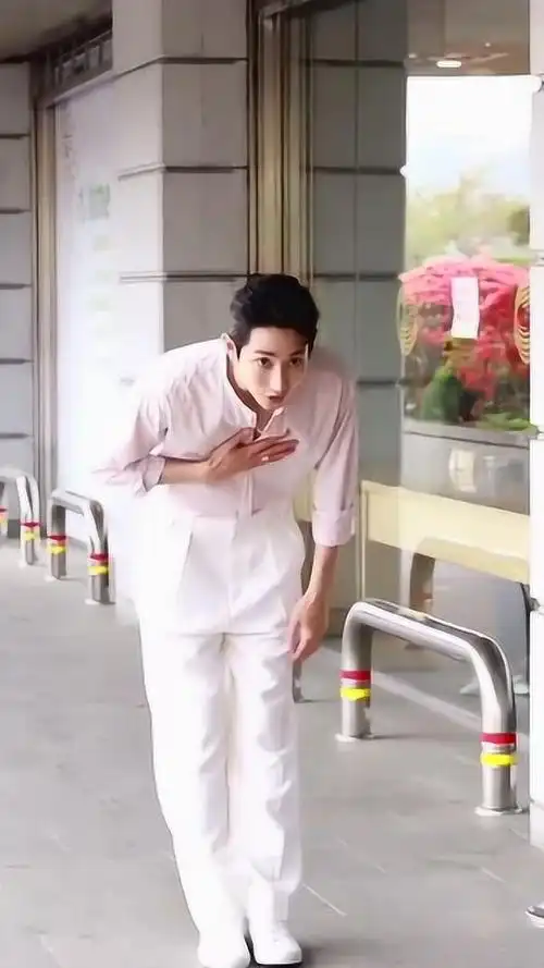 李洙赫到底有多高啊这逆天的身材比例啊