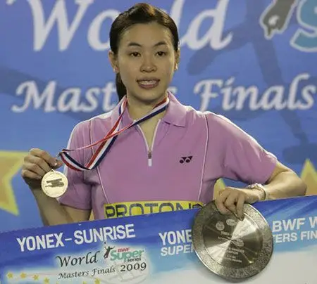 总决赛:李宗伟黄妙珠双双登顶 马来西亚夺三金