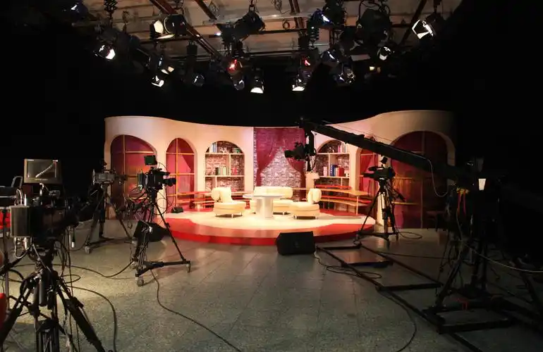 某央视节目实景演播室