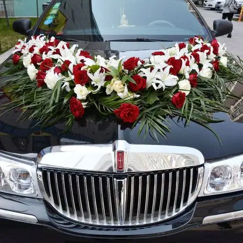 百合红玫瑰婚车花车主婚佛山同城鲜花店速递罗村婚车鲜花