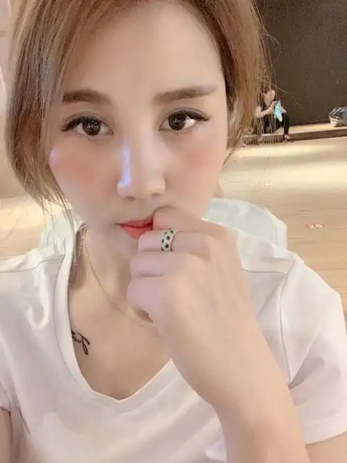 36岁离异女征婚照片(id:3009782)_云南昆明征婚交友_我主良缘网