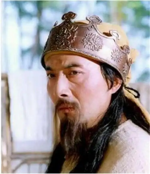 《三国演义》中饰司马昭,当年在拍《三国演义》时,高兰村饰演的司马昭