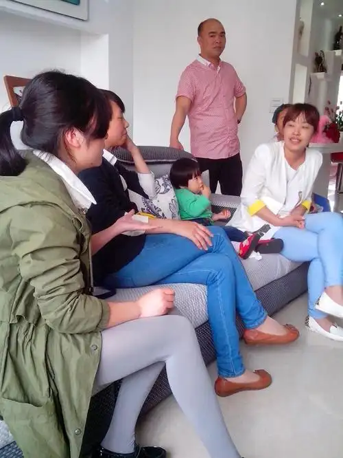 附小开展全员教师访家庭活动