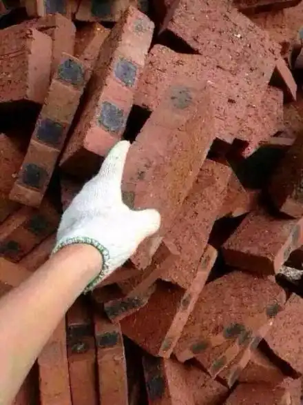 搬砖拿砖头 - 工地搬砖全套表情包_搬砖_装逼表情