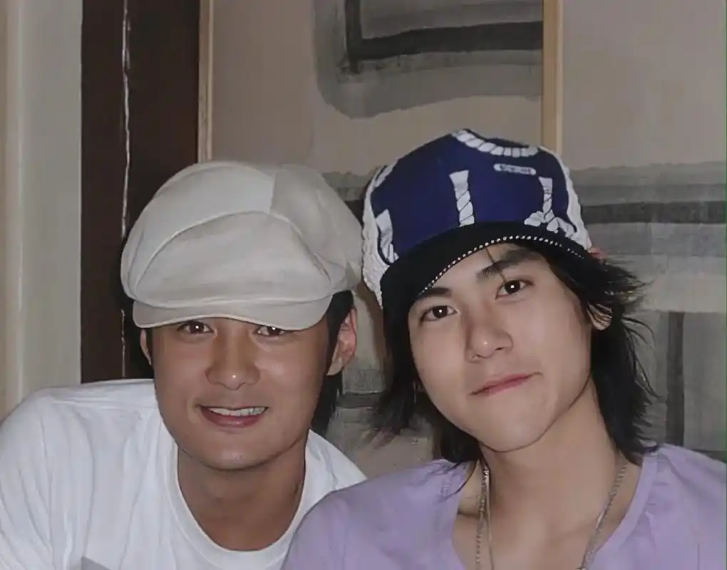 有一种兄弟情叫#彭于晏余文乐  - 抖音