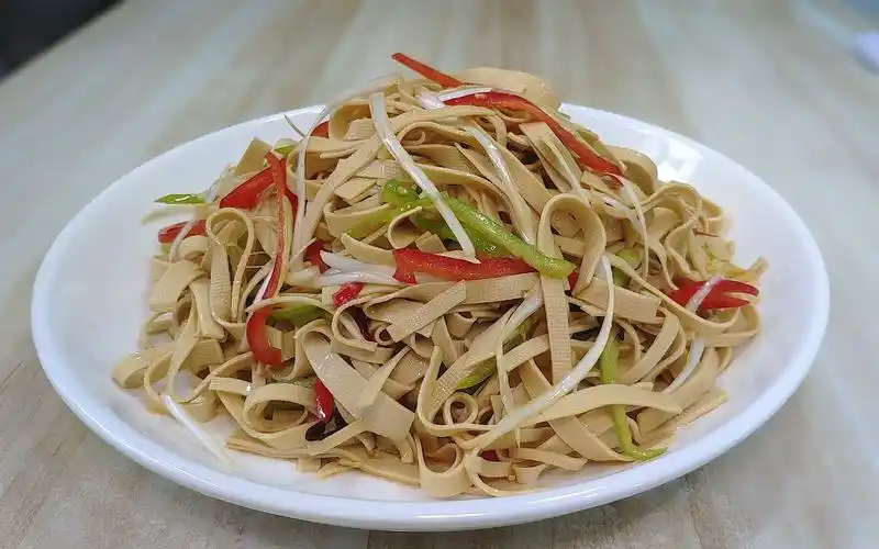 活动  凉拌豆腐皮,夏日爽口小凉菜,下酒下饭皆宜