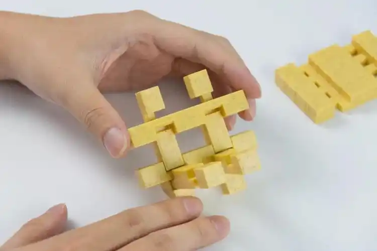 孔明锁系列拼装教程(六):笼中取珠