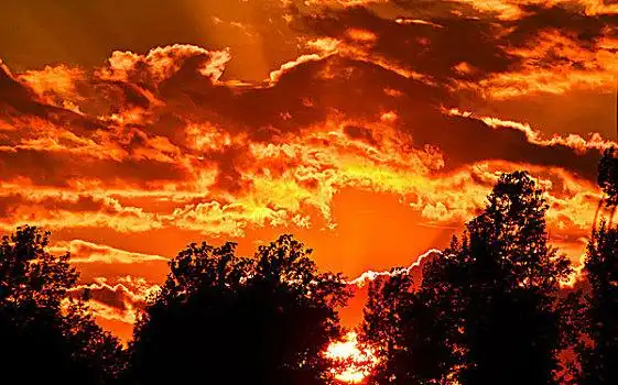 乌蒙山火烧云,火烧云,夕阳,太阳,落日,天气,气候,晚霞,黄昏,天空,云