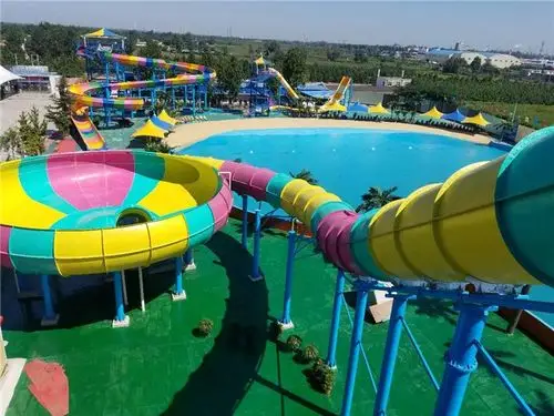 碧浪水上乐园设备图