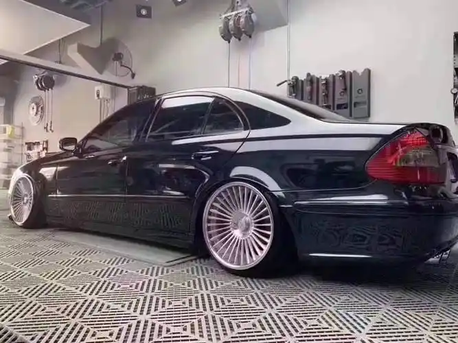 稳重时尚 奔驰e级w211改装airbft气动避震