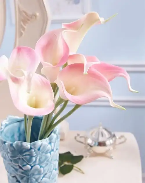 欧式唯美布艺仿真花束-8头迷你马蹄莲粉色