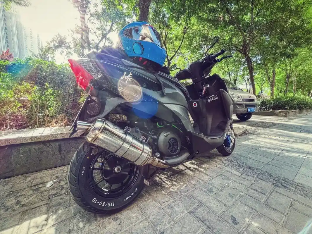 第二期车友投稿 超级炫酷的force.雅马哈福喜125暗黑竞 - 抖音