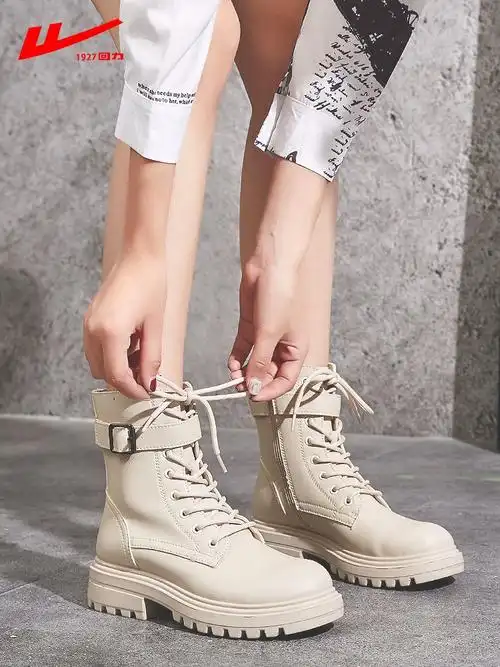 马丁靴女鞋子2020年新款秋冬加绒靴子英伦风冬季白色中筒短靴