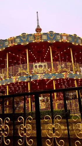 唯美旋转木马,高清桌面,手机锁屏图片-壁纸族