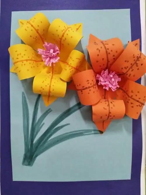 班本课程|第四小学 四年五班 "巧手绘童心 粘贴呈佳作"手工卡纸贴画