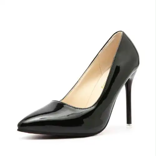 黑色高跟鞋女2022年尖头细跟设计感气质职业少女小众单鞋妈妈穿防滑