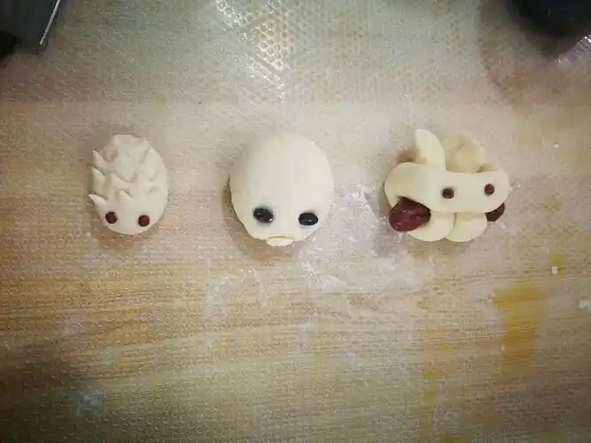 瞧,这些可爱的小动物造型都是出自我们这位会员朋友的巧手~可爱