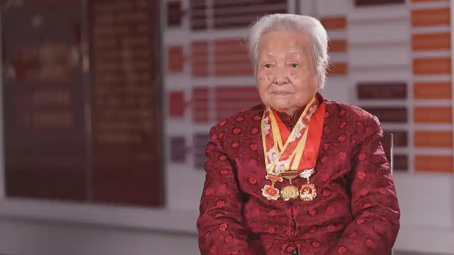 赵文瑞97年前,南昌城头一声枪响,一个年轻的大党组建起了一支真正属于