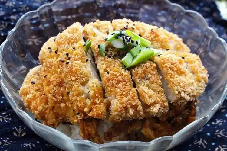 日式香酥鸡排饭让你幸福感爆棚