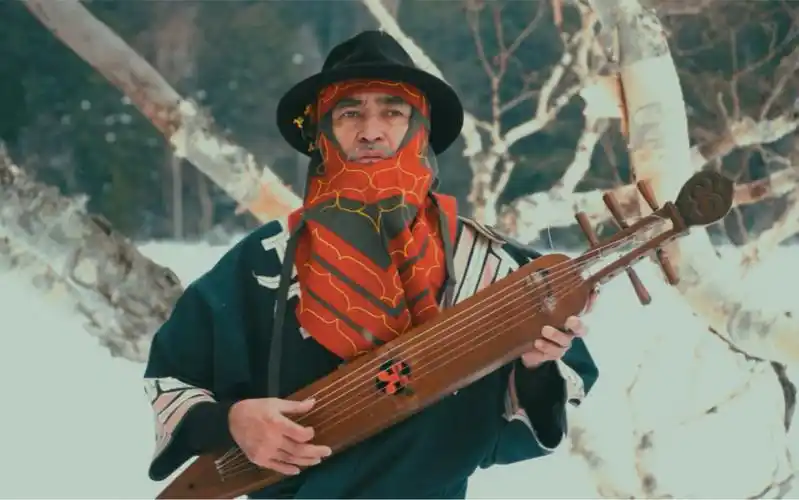 "我可能持日本护照旅行,但我是阿伊努人.