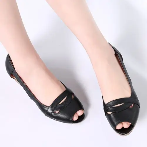 共52773 件牛皮女凉鞋真皮相关商品