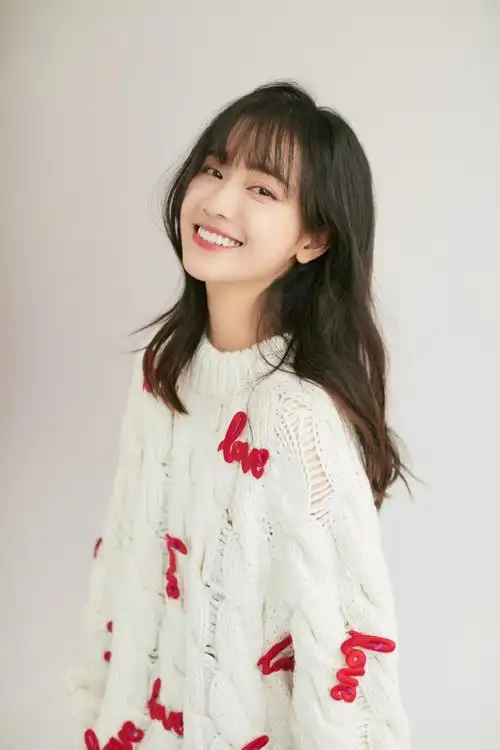 120郑湫泓我觉得这组照片暖暖的感觉刚刚好挤眼今天记得喝暖暖的腊八