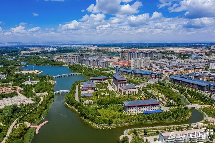 航拍新疆摄影大赛参赛作品——《活力之城》