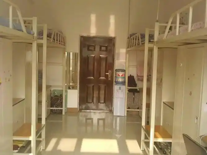 上海高校宿舍条件大盘点最土豪pk最坑爹看看有没有你的学校