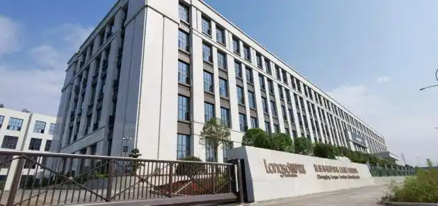 朗萨家居董事长吴应荣新年贺辞:超越梦想 朗萨启航 再创辉煌