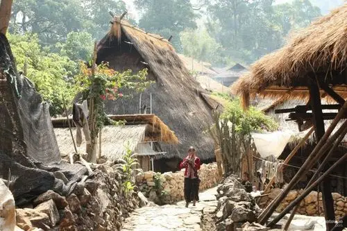 中国最后一个原始部落---翁丁