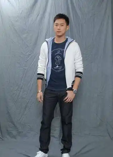 21岁出道,32岁爆火,36岁息影,"最帅姜子牙"陈键锋:命运多舛