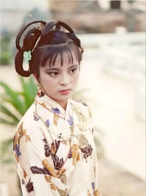 探秘《红楼梦》里贾探春的结局