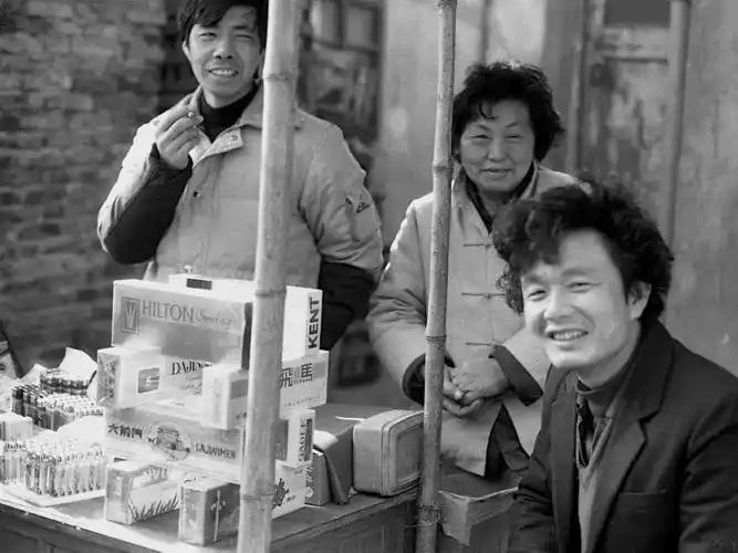 老照片 | 上海,1993年.bahai yanghui