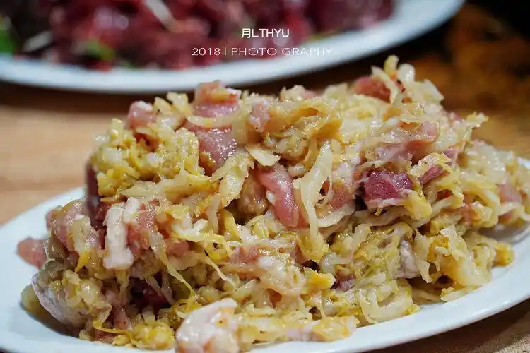 原创一口烤肉一口酸菜,吃完东北烤肉,对其他烤肉再也无爱了