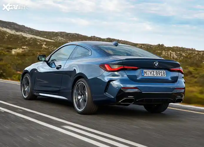 【2020款宝马4系双门m440i xdrive coupe_整体外观_22/107张图片】
