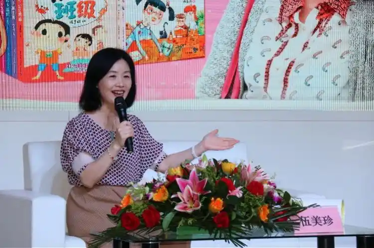 阳光姐姐伍美珍没有克服困难的经历孩子就没法建立自信