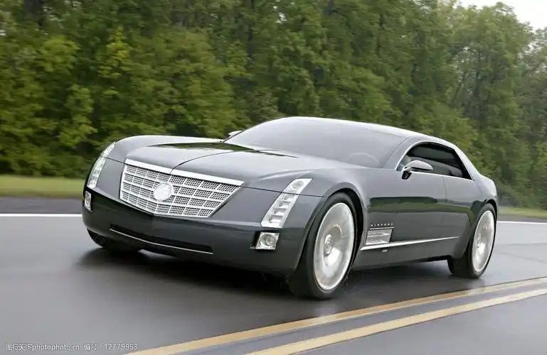 凯迪拉克高档跑轿车图片
