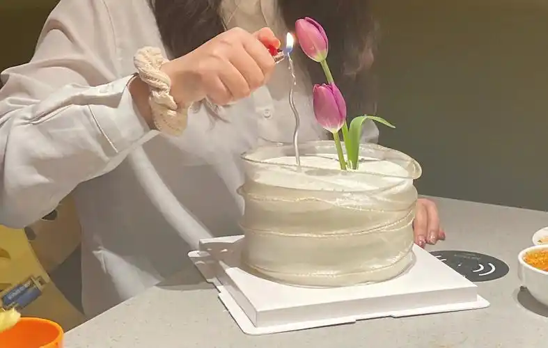 郁金香蛋糕好美24岁生日快乐