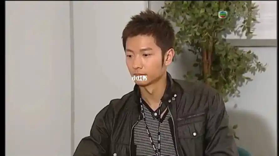 我居然眼花,没看出原来是同一个人096995#高钧贤