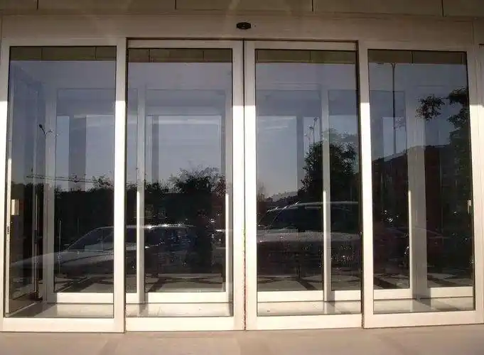 太原玻璃门|太原玻璃地弹门|太原无框玻璃门
