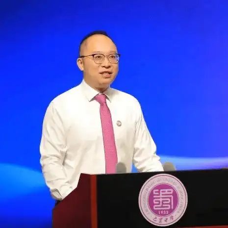 重庆巴蜀中学举行开学典礼:热血起航 追梦巴蜀_李潇珂_青春_新生