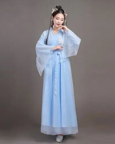 古装舞蹈服装仙女清新淡雅图片